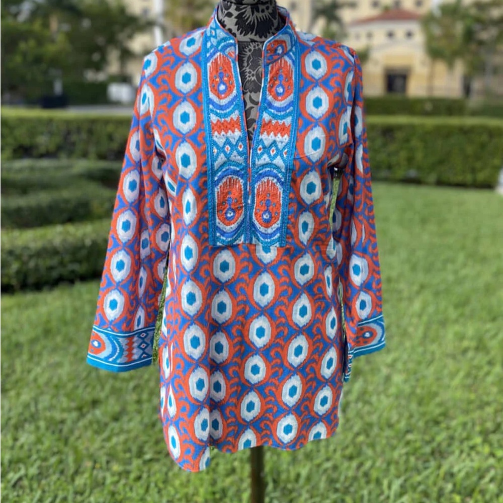 BELLA TU IZZY TUNIC IN CORAL Size M